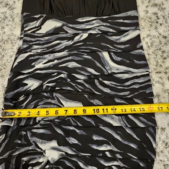 Enfocus SZ 8 Party/Cocktail Tiered Marble Design Semi Sheer Halter Dress - Picture 5 of 7